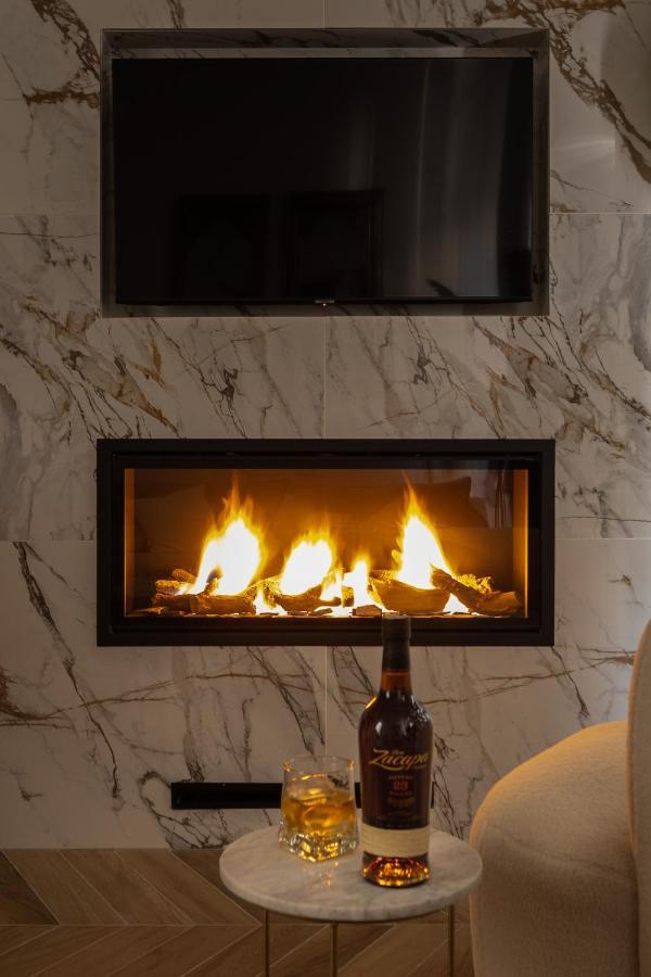 Arabica Suites - Lujosa Vivienda Con Suites Chimeneas En Granada - Centro المظهر الخارجي الصورة