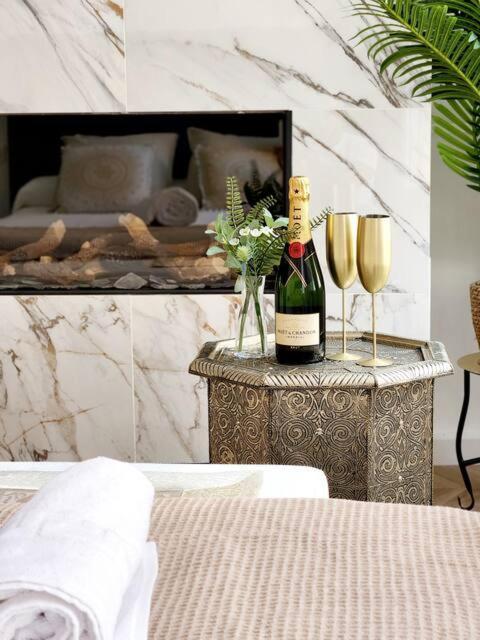 Arabica Suites - Lujosa Vivienda Con Suites Chimeneas En Granada - Centro المظهر الخارجي الصورة